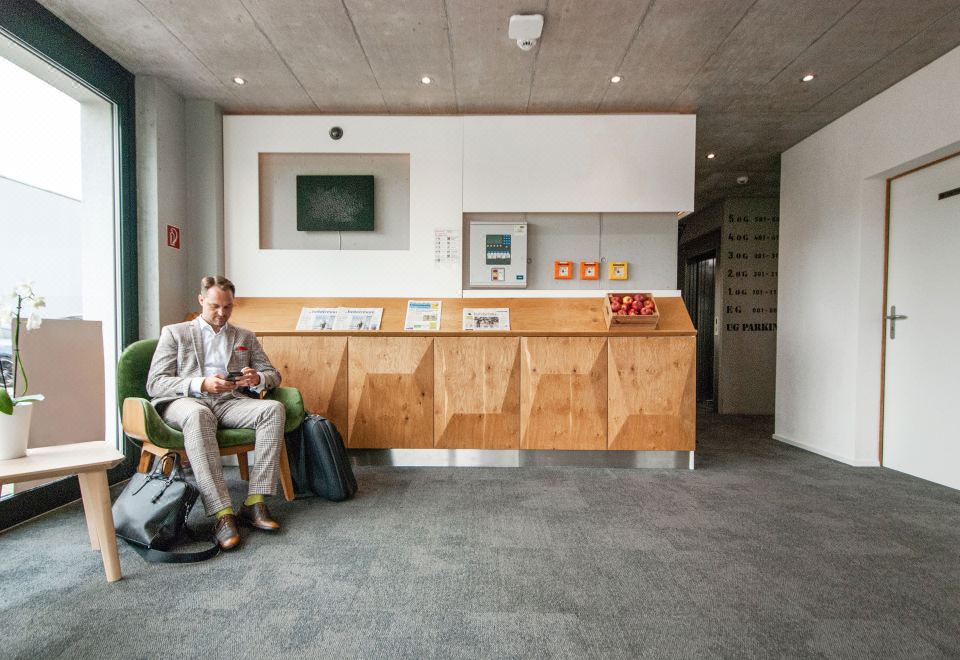 4. 호텔 이데아 스..