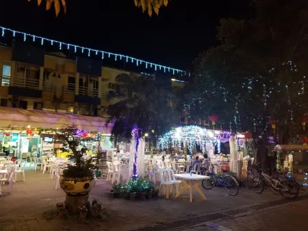 Silverview Resort Holiday Отели рядом с достопримечательностью «Чхеклапкок»