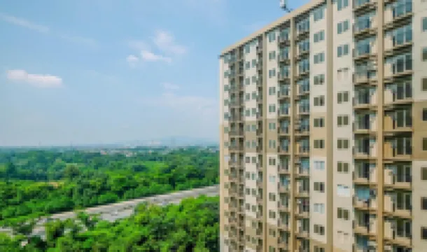 Cozy Stay 2BR Podomoro Golf View Apartment By Travelio Hotels in Gunung Putri