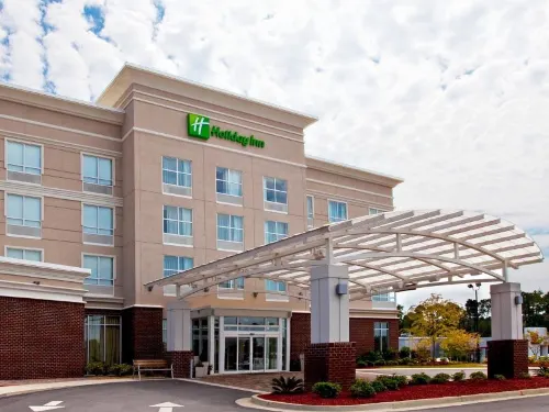 ฮอลิเดย์ อินน์ สเตทส์โบโร-ยูนิเวอร์ซิตี้ แอเรีย บาย IHG - พร้อมWifi