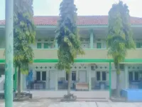 Wisma Tenang Jaya Syariah Mitra RedDoorz Hotels in Jatiwangi