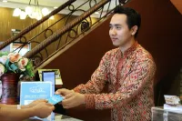 Patria Palace Hotel Hotels in Sananwetan