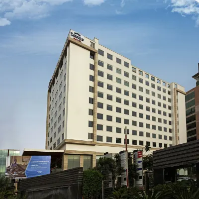 Fairfield by Marriott Lucknow Các khách sạn gần University of Lucknow