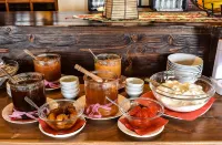 Tasia Mountain Hotel - servizio colazione