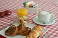Quattrocolli B&B Hotels in Canossa