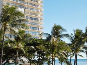 Waikiki Shore by OUTRIGGER