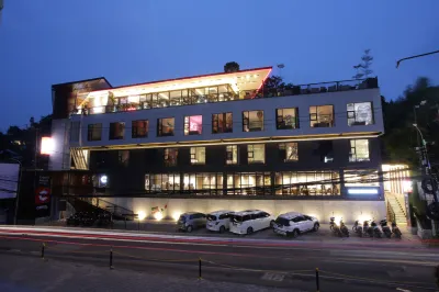Creative RestArt Hotel by Damn I Love Indonesia Hotels in der Nähe von Mountain View Golf Club