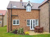 Lilipad Cottage Hotels near Filey Bird Garden and Animal Park