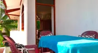 Dilu River Villa Hotels in Moragalla