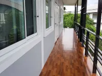 Natharinee Residence Hotels in Amphoe Sam Phran