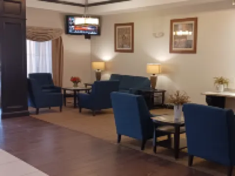 Red Roof Inn & Suites Longview Hotels in Longview