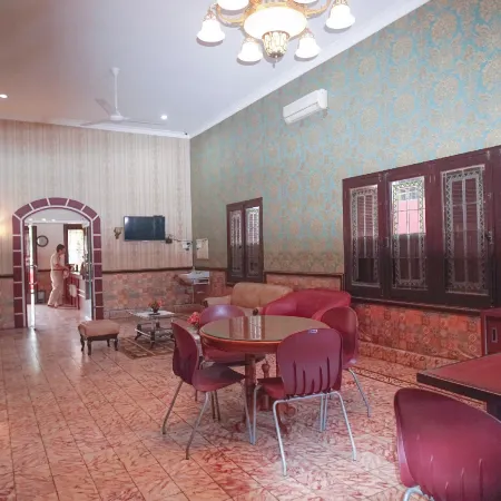 Hotel Graha Bukit Syariah Отели рядом с достопримечательностью «Река Муси»