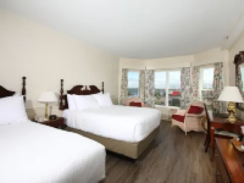 The Loyalist Country Inn & Conference Centre Hotels in Summerside