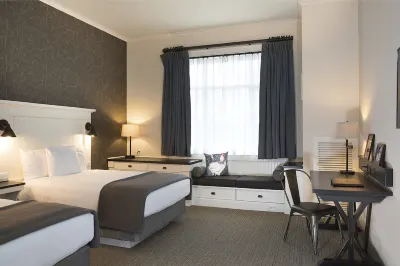 Village Hotel on Biltmore Estate Hotel dekat Lake Powhatan Recreation Area & Campground