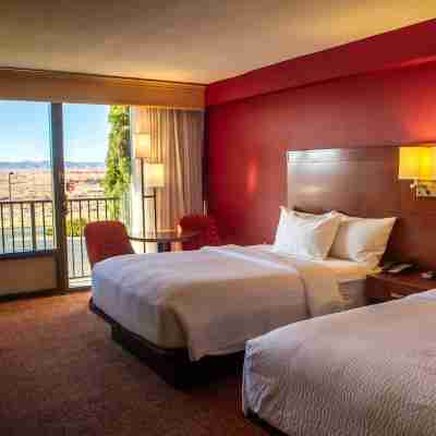 コートヤード バイ マリオット レイク パウエル Rooms