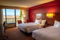 Courtyard Page at Lake Powell