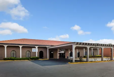 Quality Inn Forsyth Near GA Public Safety Training Center