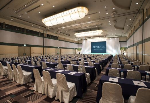 3. 아트 호텔 오사..