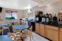 Super 8 by Wyndham Boone Hotels in Boone