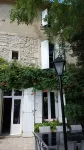 Chambres d'Hôtes Lou Calvari Hotel a Montfrin