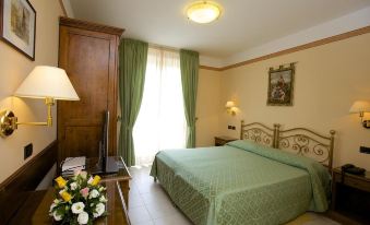 Campiglione Hotel
