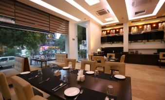 Dayal Regency Guest House