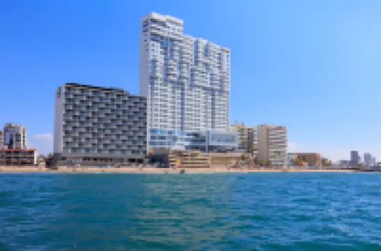 Courtyard Mazatlan Beach Resort