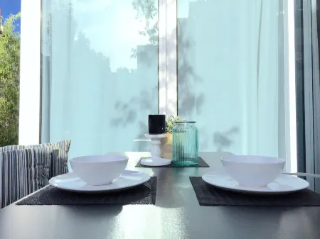 BPM Brighton Apt with Garden LG1