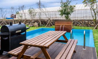 Moi Moi Pension - Housity