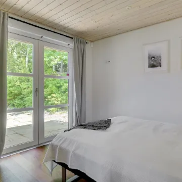 "Elline" - 450m from the Sea