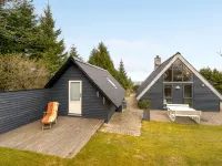 "Brunhild" - 300m to the Fjord Hotels in Fur