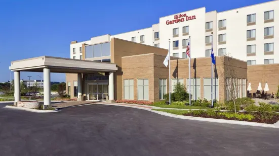 Hilton Garden Inn Lake Forest Mettawa