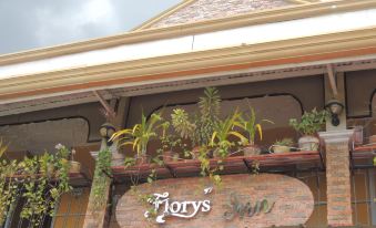 Flory's Inn