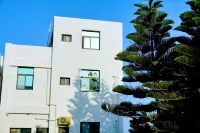 RUN aWAY guesthouse Hotels in Qimei Township