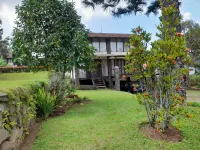 Villa Cileubit Hotel dekat Sersan Bajuri 1