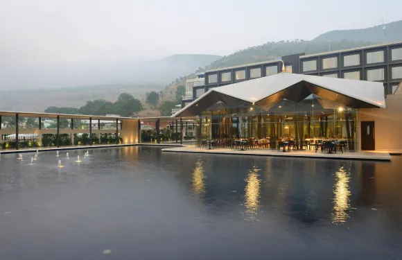 提魯帕提馬爾薩薩諾瓦高級酒店