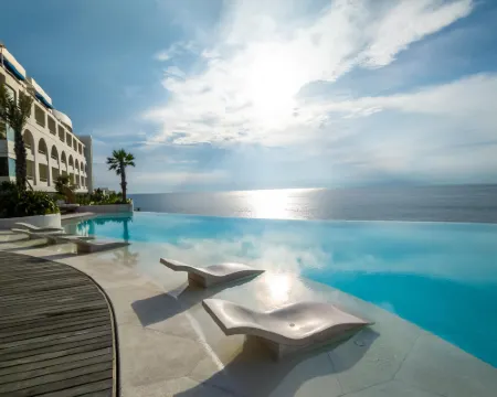 Royal Avila Boutique Resort Hotels in Malaka