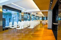 Hotel Inffinit - 3 étoiles