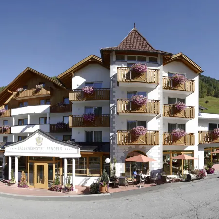 Erlebnishotel Fendels Отели в г. Фендельс
