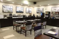 Best Western Plus Kansas City Airport-KCI East - breakfast