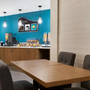 Days Inn by Wyndham Kingston