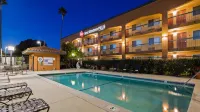 Best Western Plus Pleasanton Inn Hotels in Pleasanton