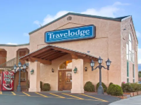 Travelodge by Wyndham Bishop Hotels in Bishop