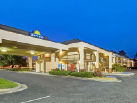 デイズ イン バイ ウィンダム ウィルソン ウィルソンのホテル