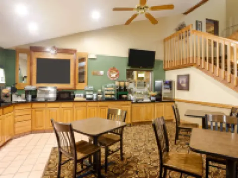 AmericInn by Wyndham Tomah Hoteles en Tomah