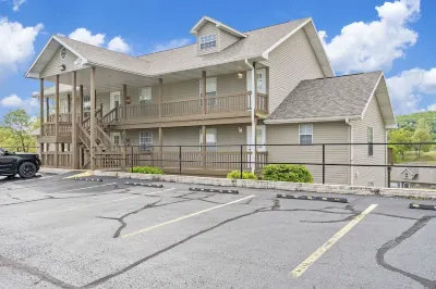 Branson Golfers Nook - Near DT Branson!
