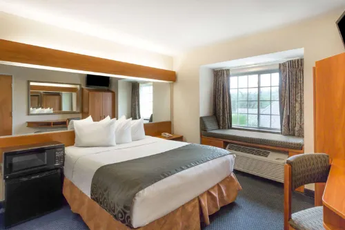 Microtel Inn & Suites by Wyndham Houma فنادق في بايو كاين