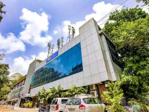 OYO 16446 Hotel Veera Residency