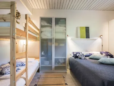 Joutsenlampi Hotels in Luhanka