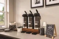 Country Inn & Suites by Radisson, Dakota Dunes, SD - breakfast